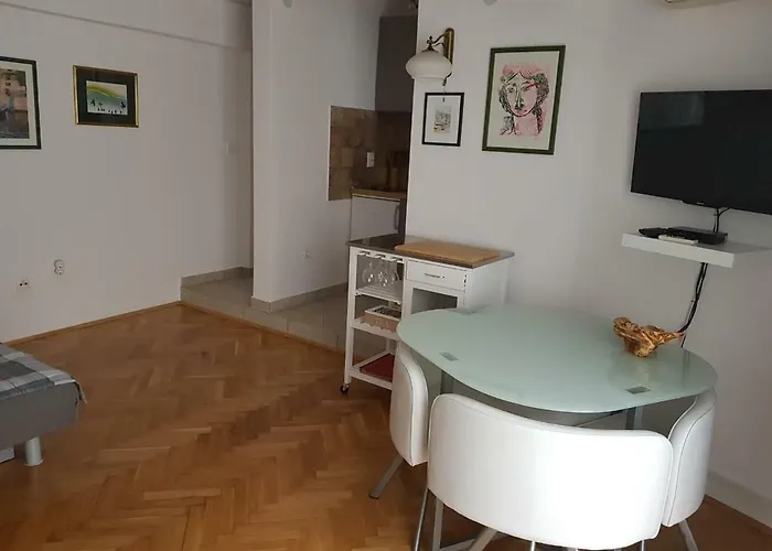 L&M Studio Apartman *