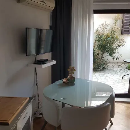 L&m Studio Apartman アパート *